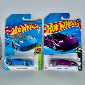 Hot Wheels Bugatti Lot Of 2x - '94 Bugatti EB110 SS Blue & Purple NEW HW Exotics